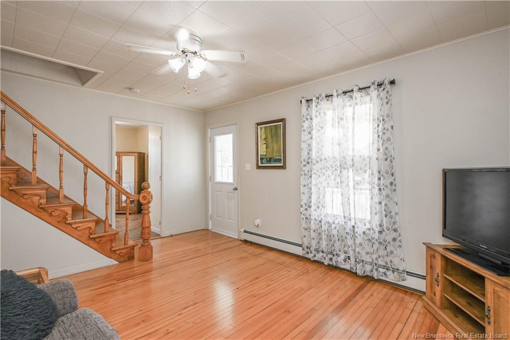 351 Saint-Pierre E. Blvd, Caraquet, NB