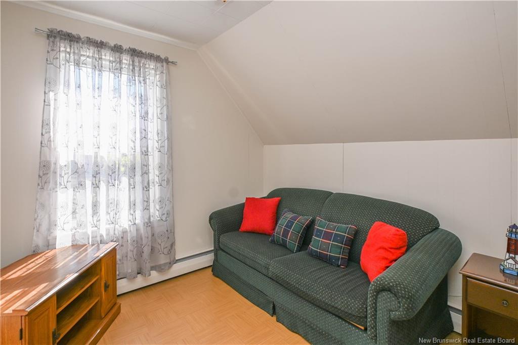 351 Saint-Pierre E. Blvd, Caraquet, NB