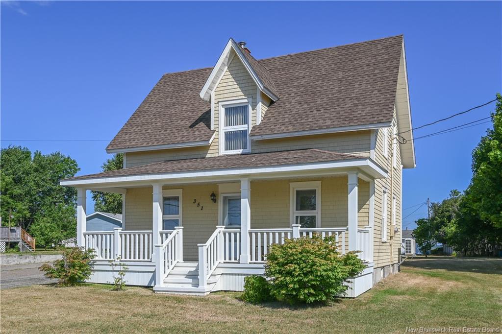 351 Saint-Pierre E. Blvd, Caraquet, NB