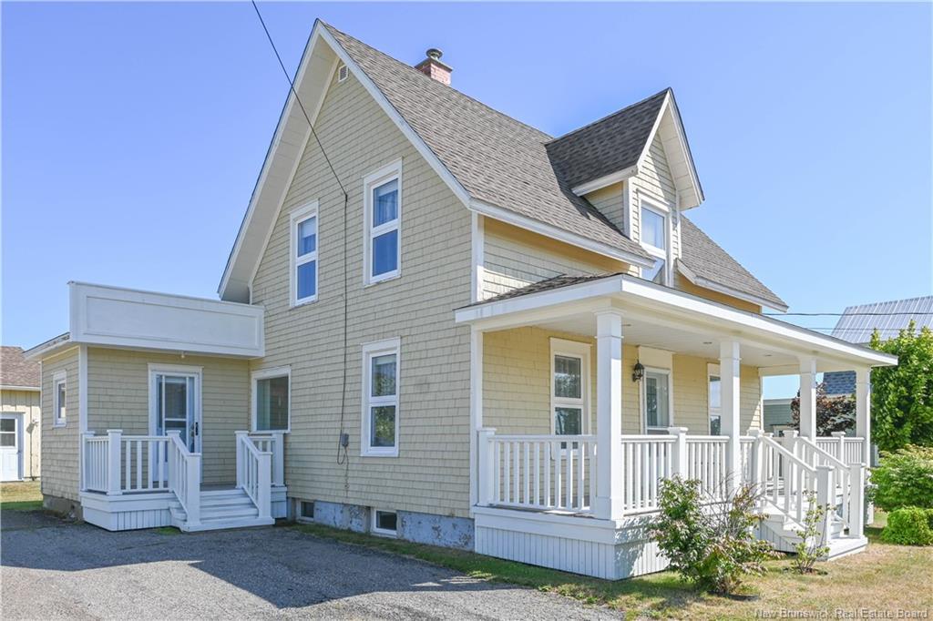 351 Saint-Pierre E. Blvd, Caraquet, NB