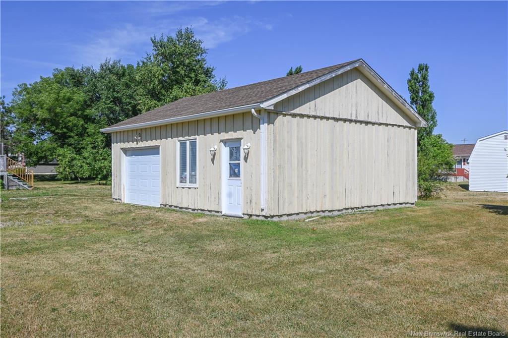 351 Saint-Pierre E. Blvd, Caraquet, NB