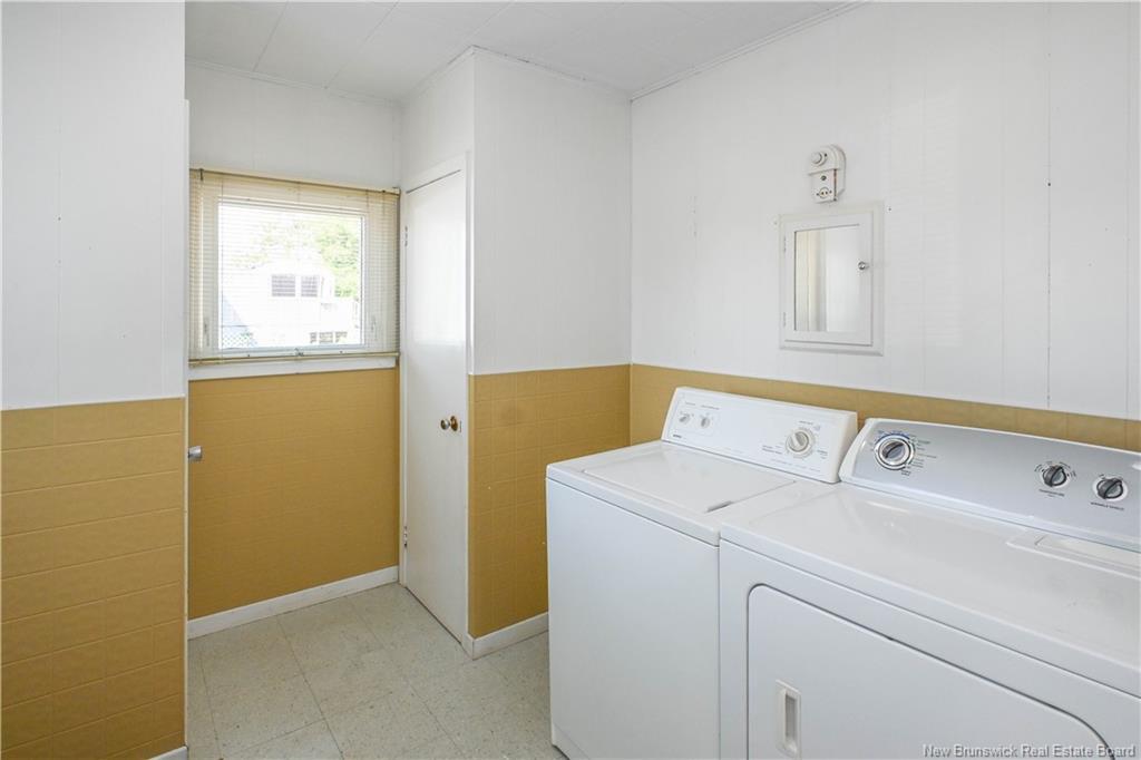 351 Saint-Pierre E. Blvd, Caraquet, NB