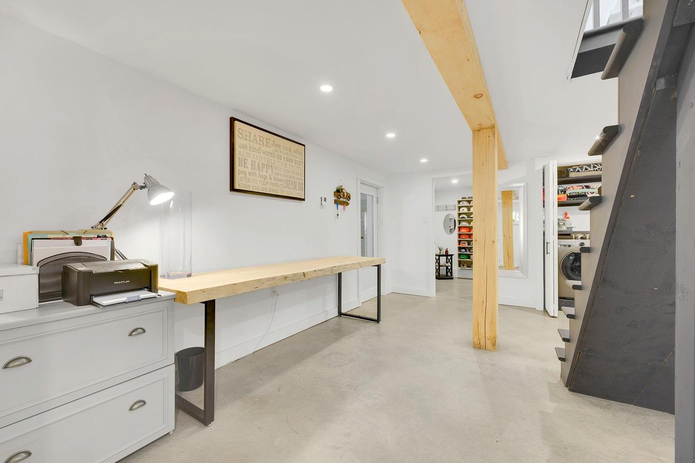 Office - 1515 Rue De La Vallée, Sainte-Adèle, QC - Indoor Photo Showing Other Room