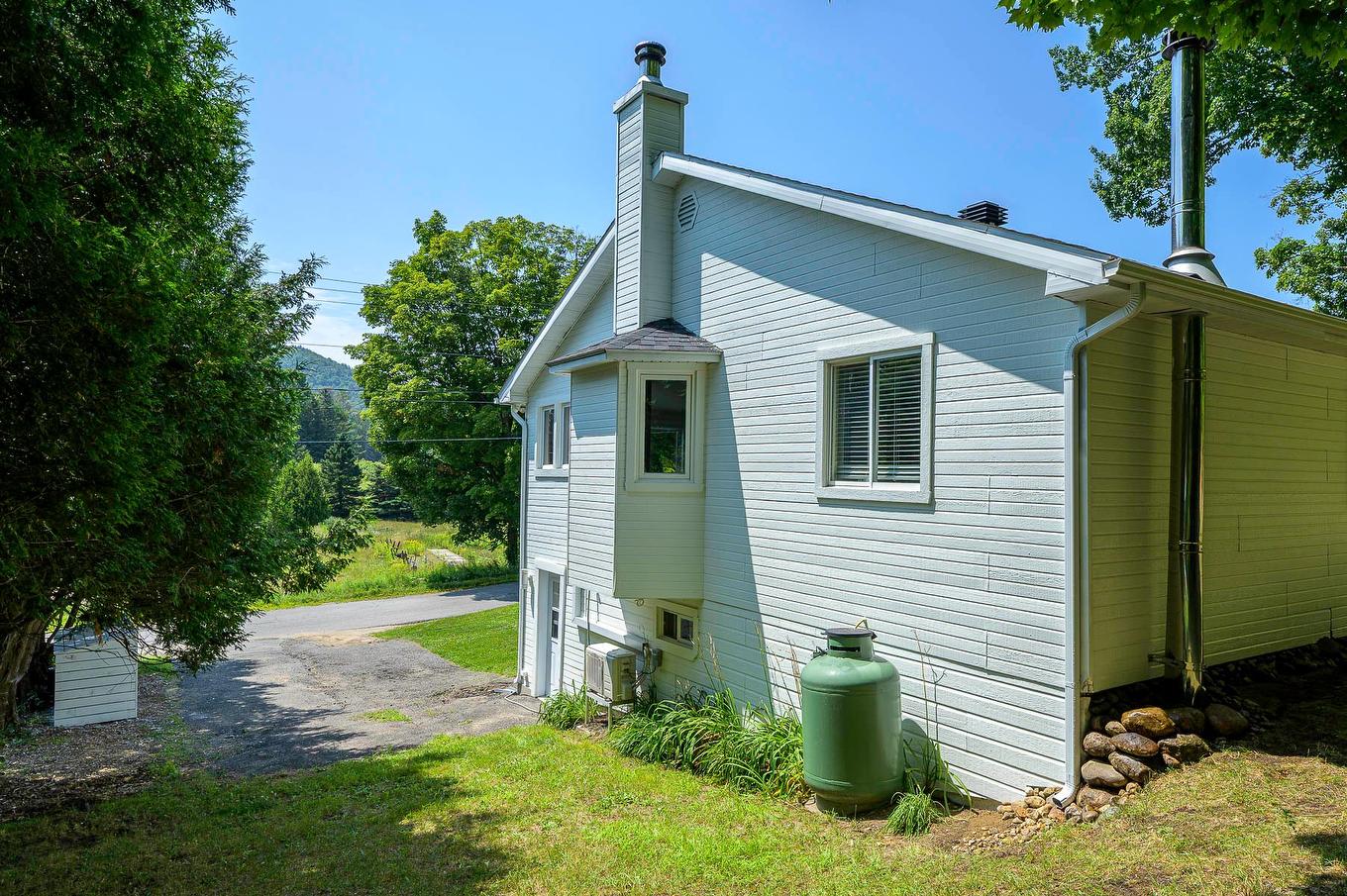 Back facade - 1515 Rue De La Vallée, Sainte-Adèle, QC - Outdoor With Exterior