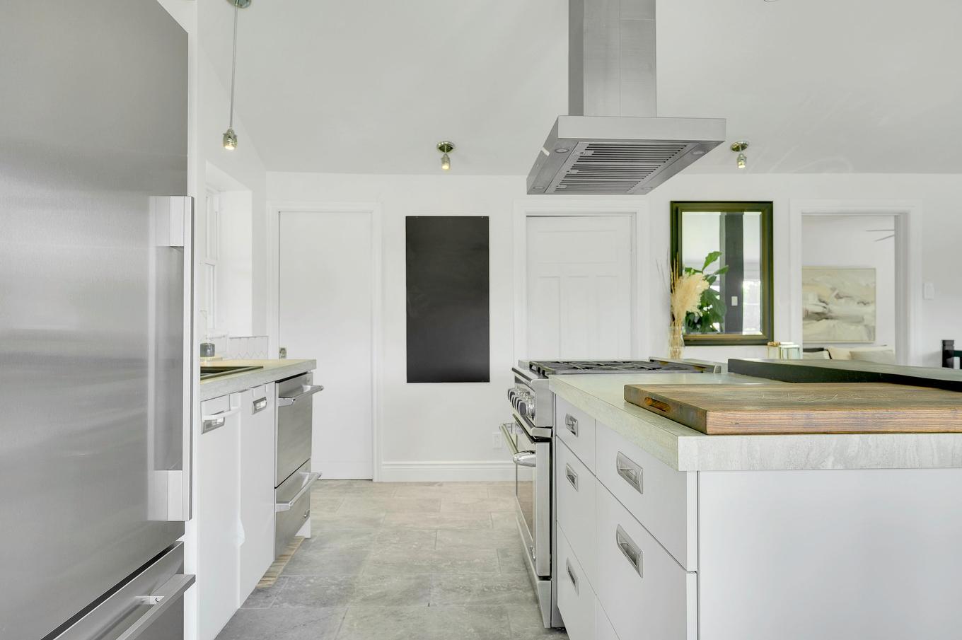 Kitchen - 1515 Rue De La Vallée, Sainte-Adèle, QC - Indoor Photo Showing Kitchen
