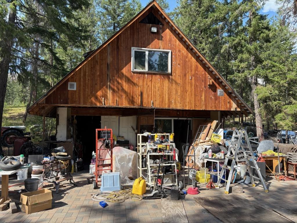 7072 Glenfir Road, Naramata, BC - Outdoor