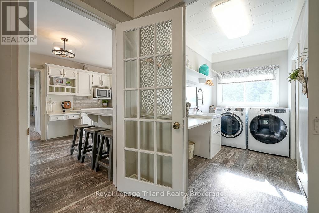 3811 Highway 59, Norfolk, ON - Indoor Photo Showing Laundry Room