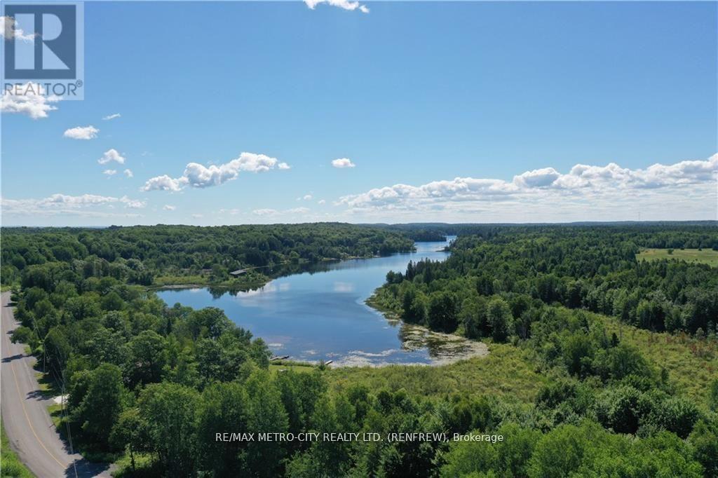 00 Olmstead-Jeffrey Lake Road, Whitewater Region, ON