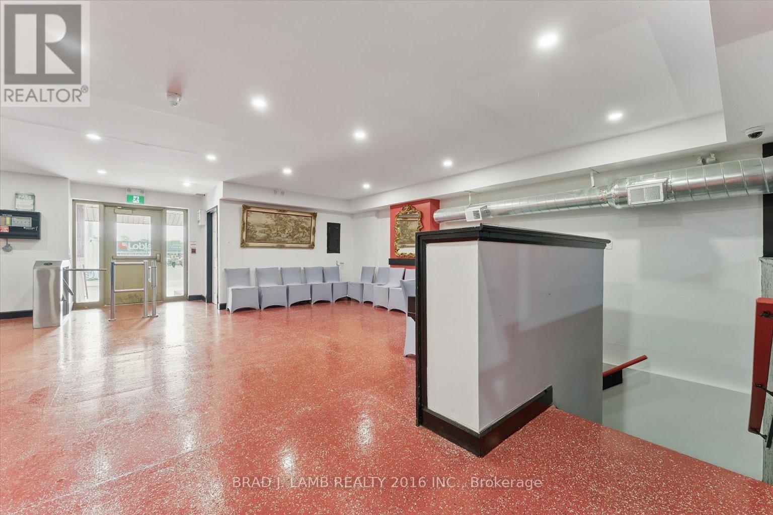 2261 Dundas Street W, Toronto, ON