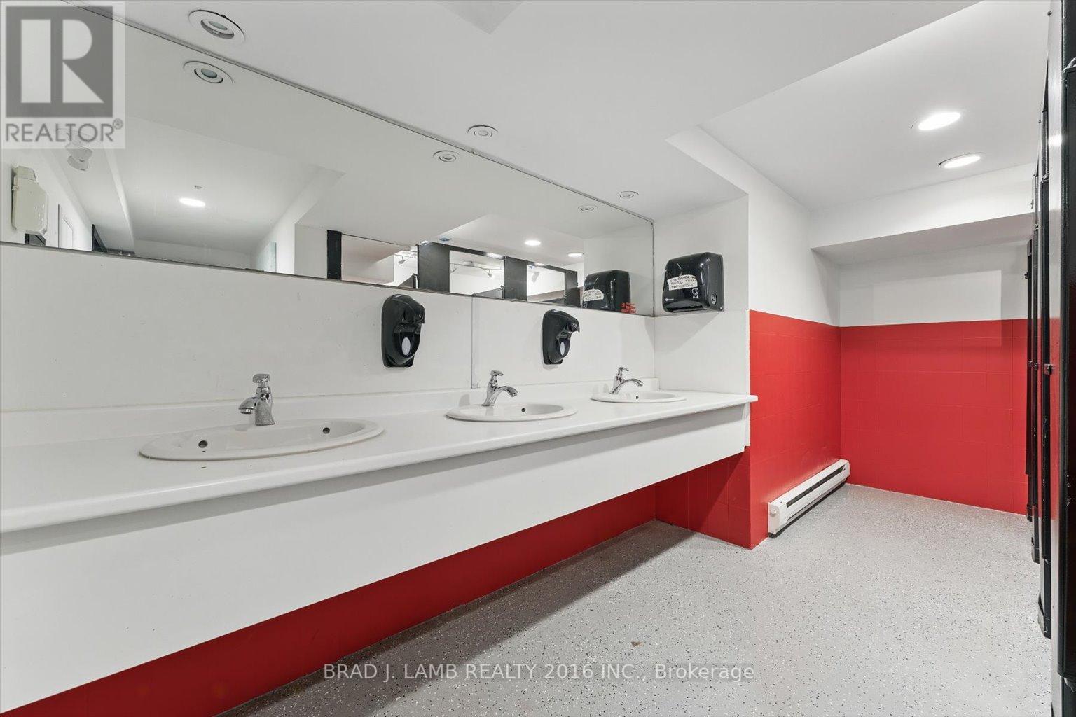 2261 Dundas Street W, Toronto, ON