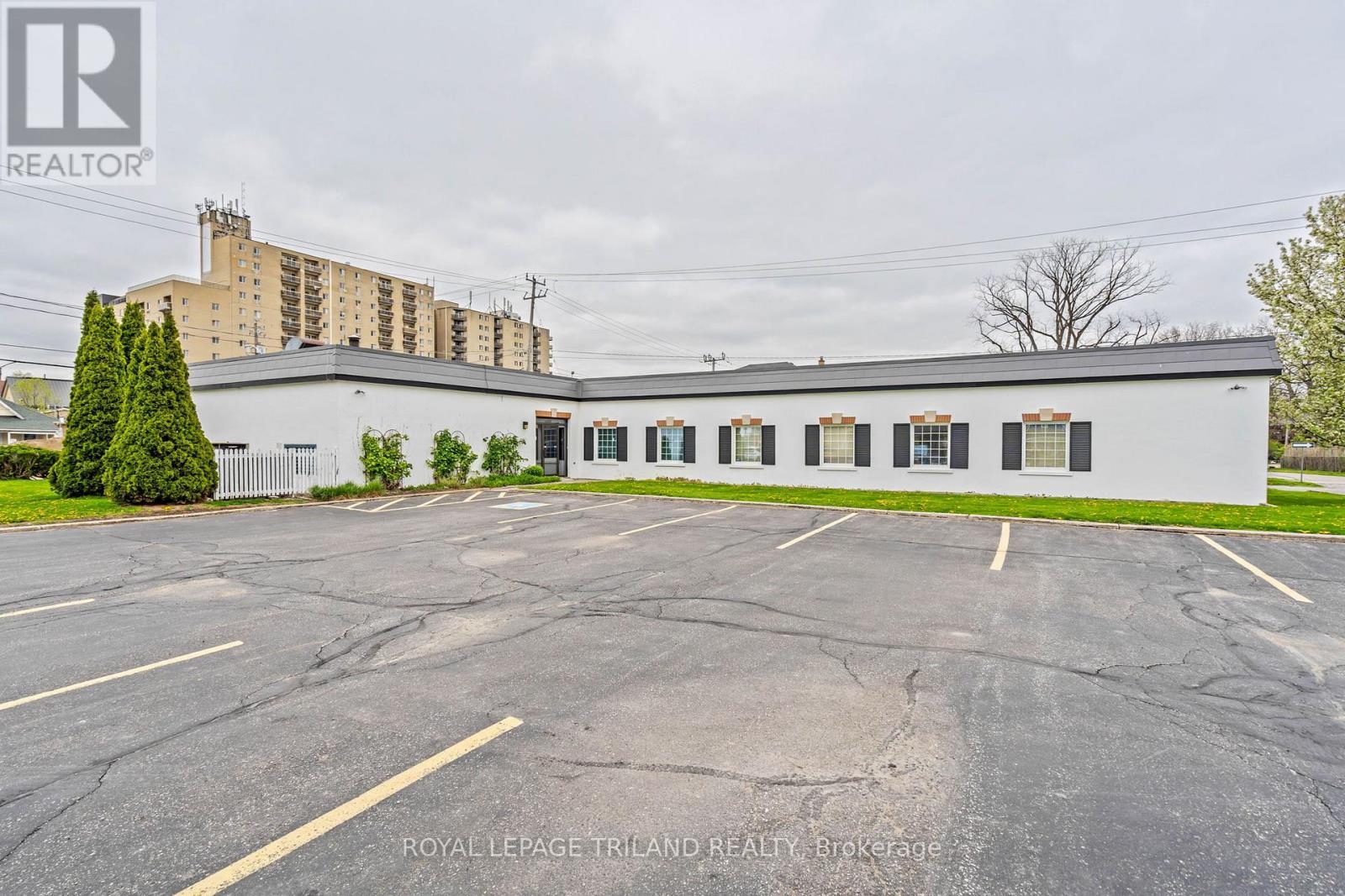 108 Centre Street W, St. Thomas, ON