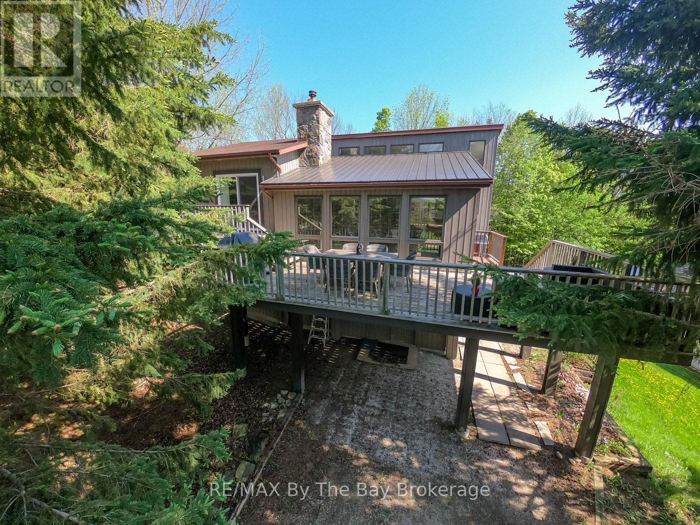 177 Talisman Mountain Drive, Grey Highlands, ON - Outdoor With Deck Patio Veranda