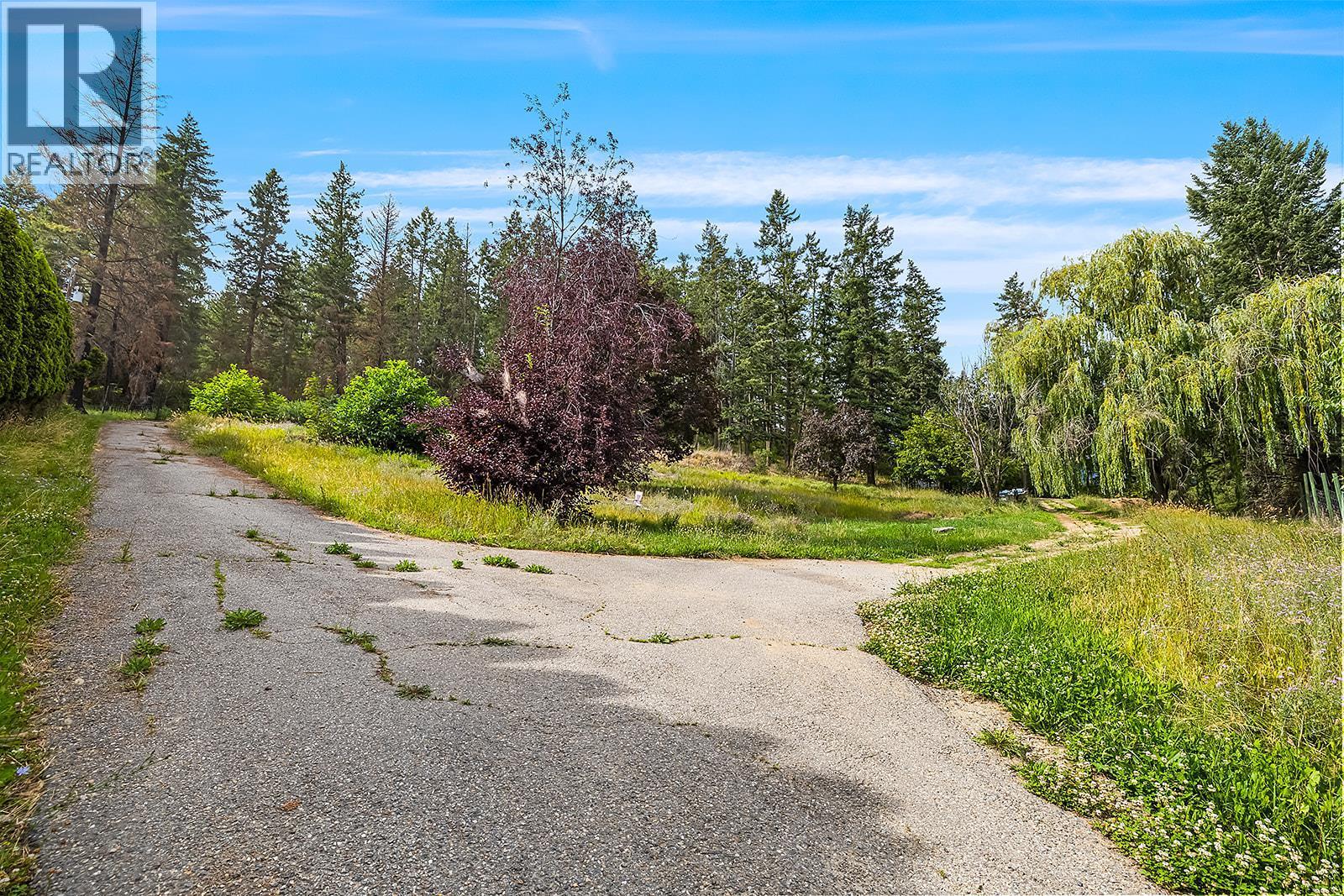 3930 3 Highway, Erickson, BC