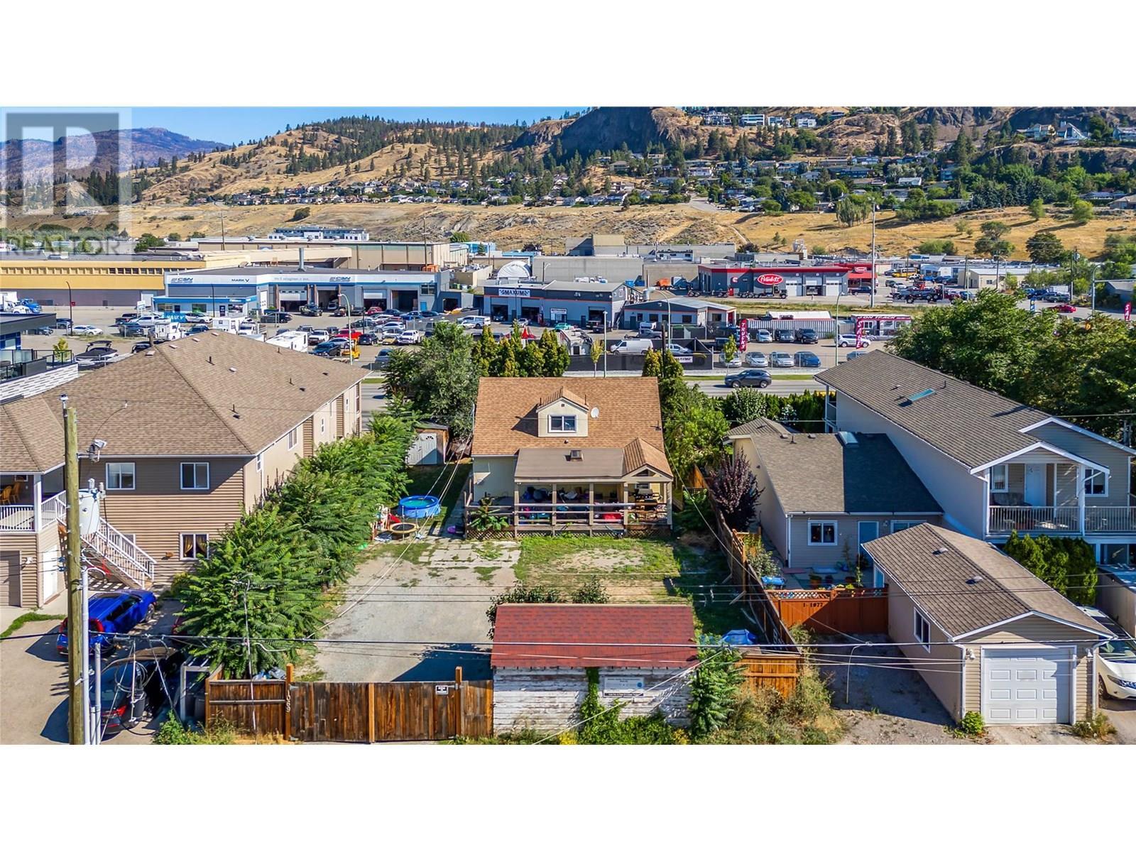 1069 Clement Avenue, Kelowna, BC