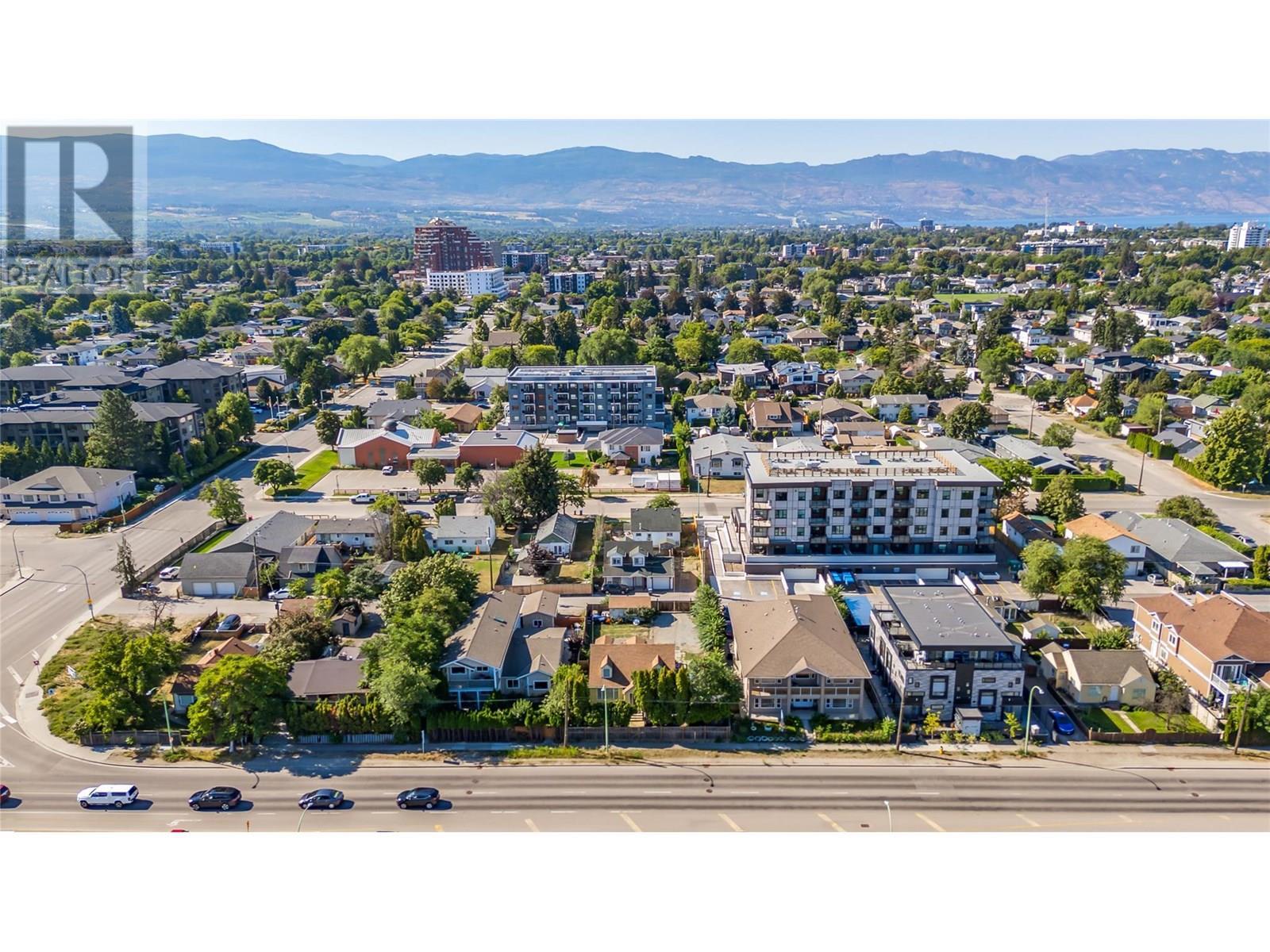 1069 Clement Avenue, Kelowna, BC