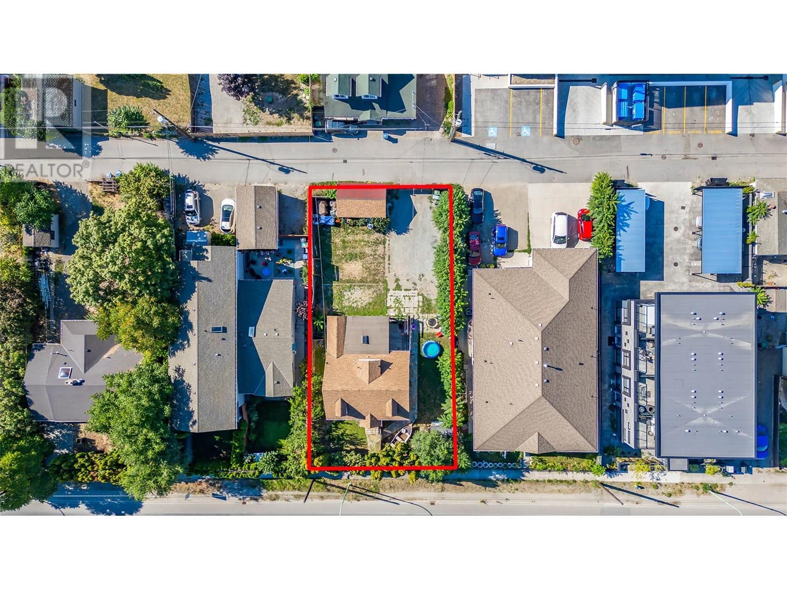 1069 Clement Avenue, Kelowna, BC