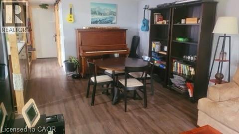 17 Queen Street N, Scotland, ON - Indoor