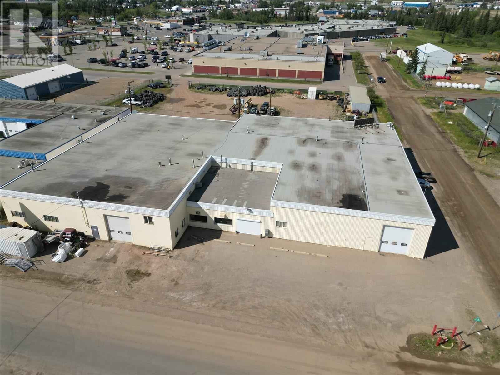 700 114 Avenue, Dawson Creek, BC