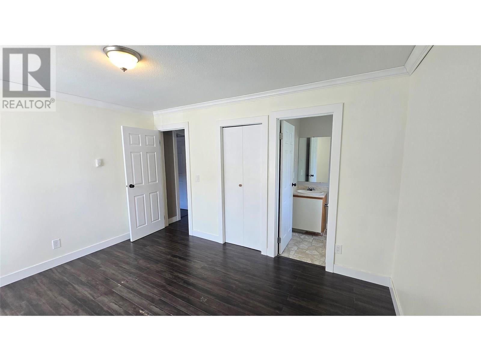 44 Whiteshield S Crescent Unit# 211, Kamloops, BC - Indoor Photo Showing Other Room