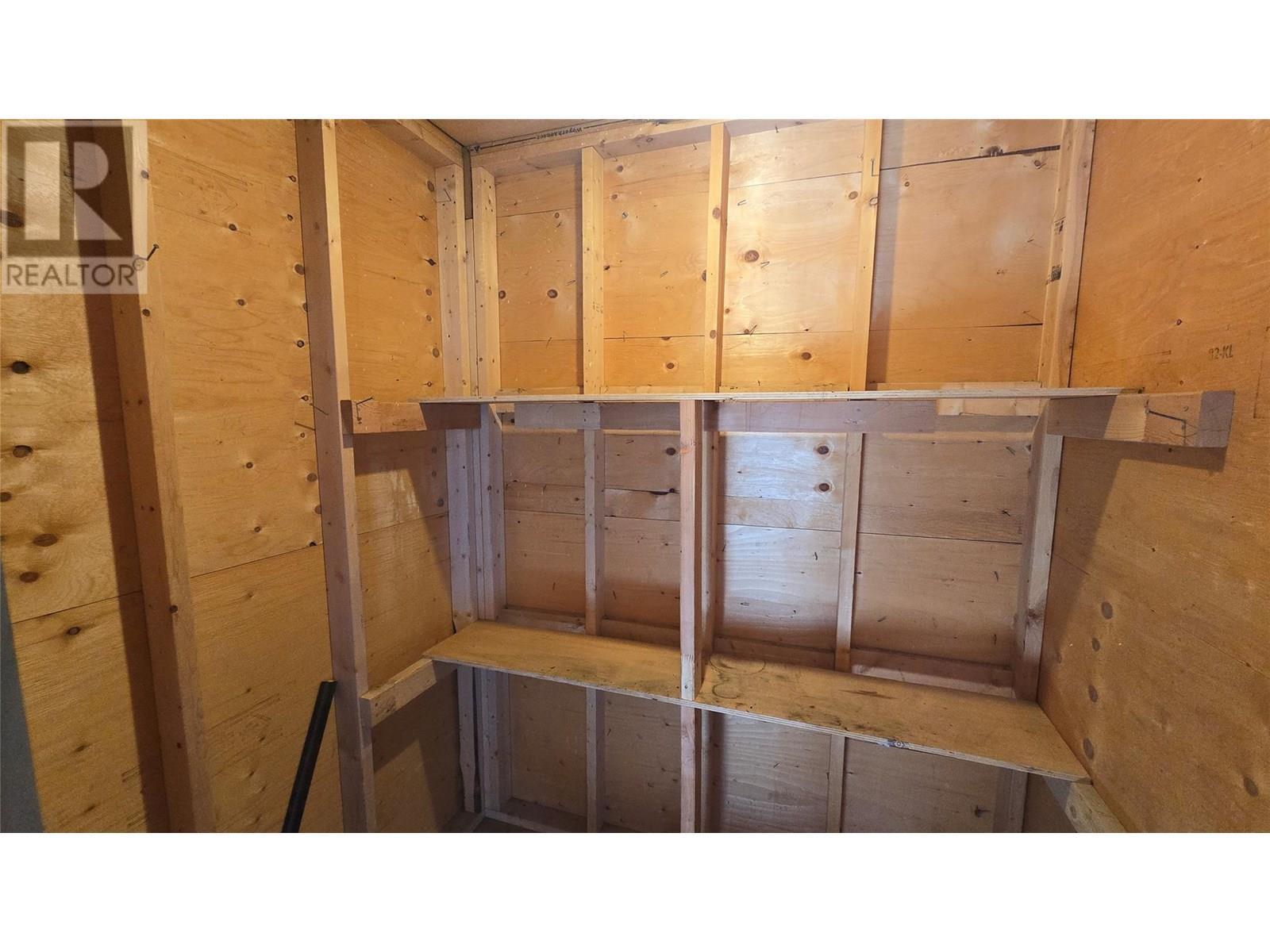 44 Whiteshield S Crescent Unit# 211, Kamloops, BC - Indoor Photo Showing Other Room