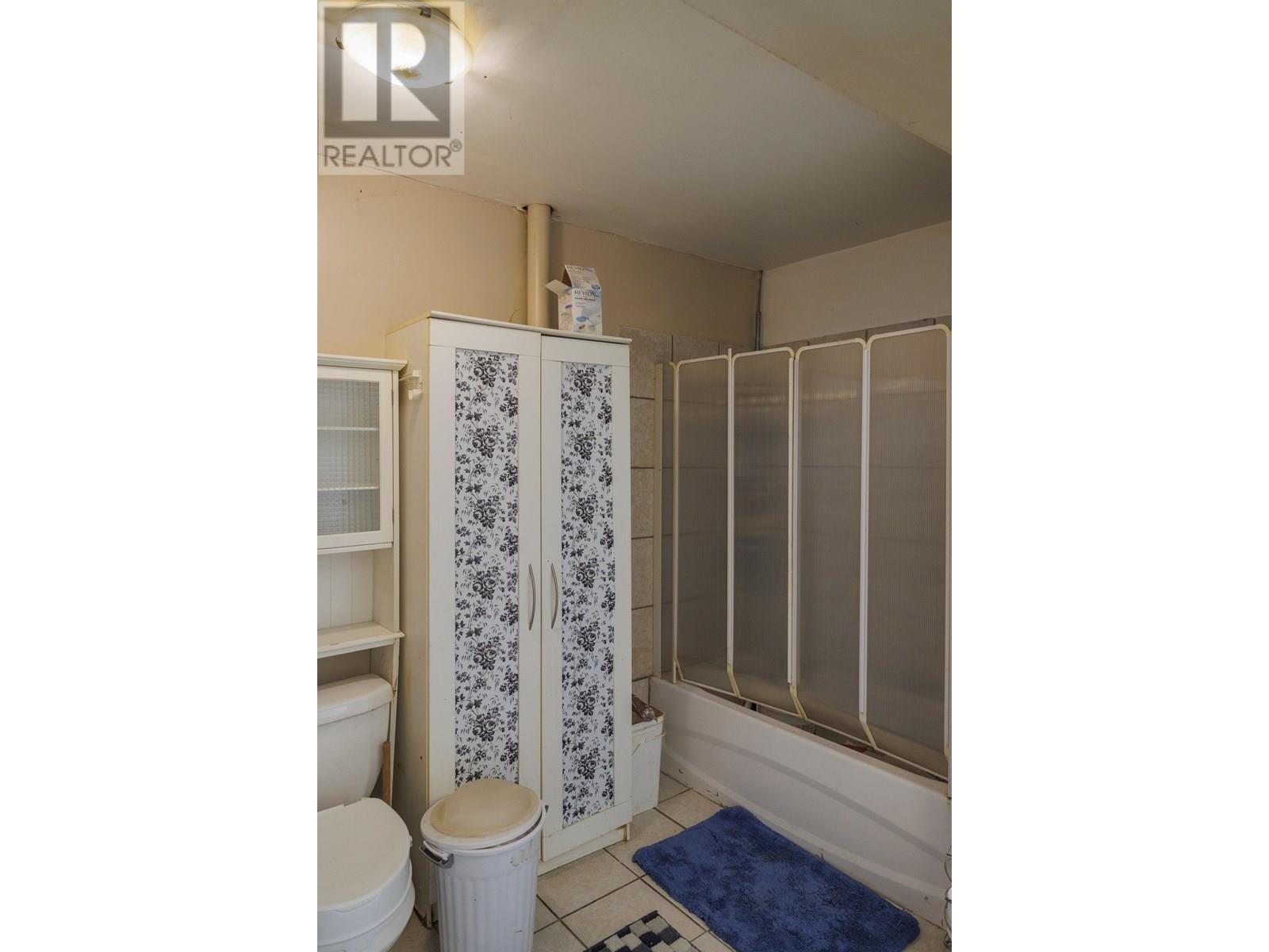 8189 Loos Road, Mcbride, BC - Indoor Photo Showing Bathroom