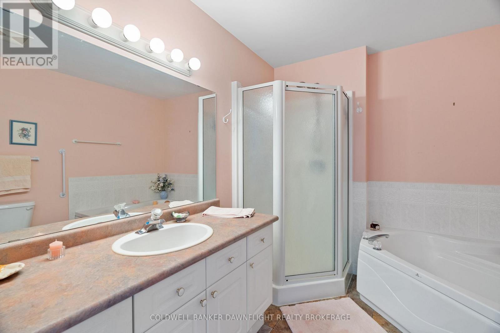 25 Shadow Lane, South Huron (Exeter), ON - Indoor Photo Showing Bathroom