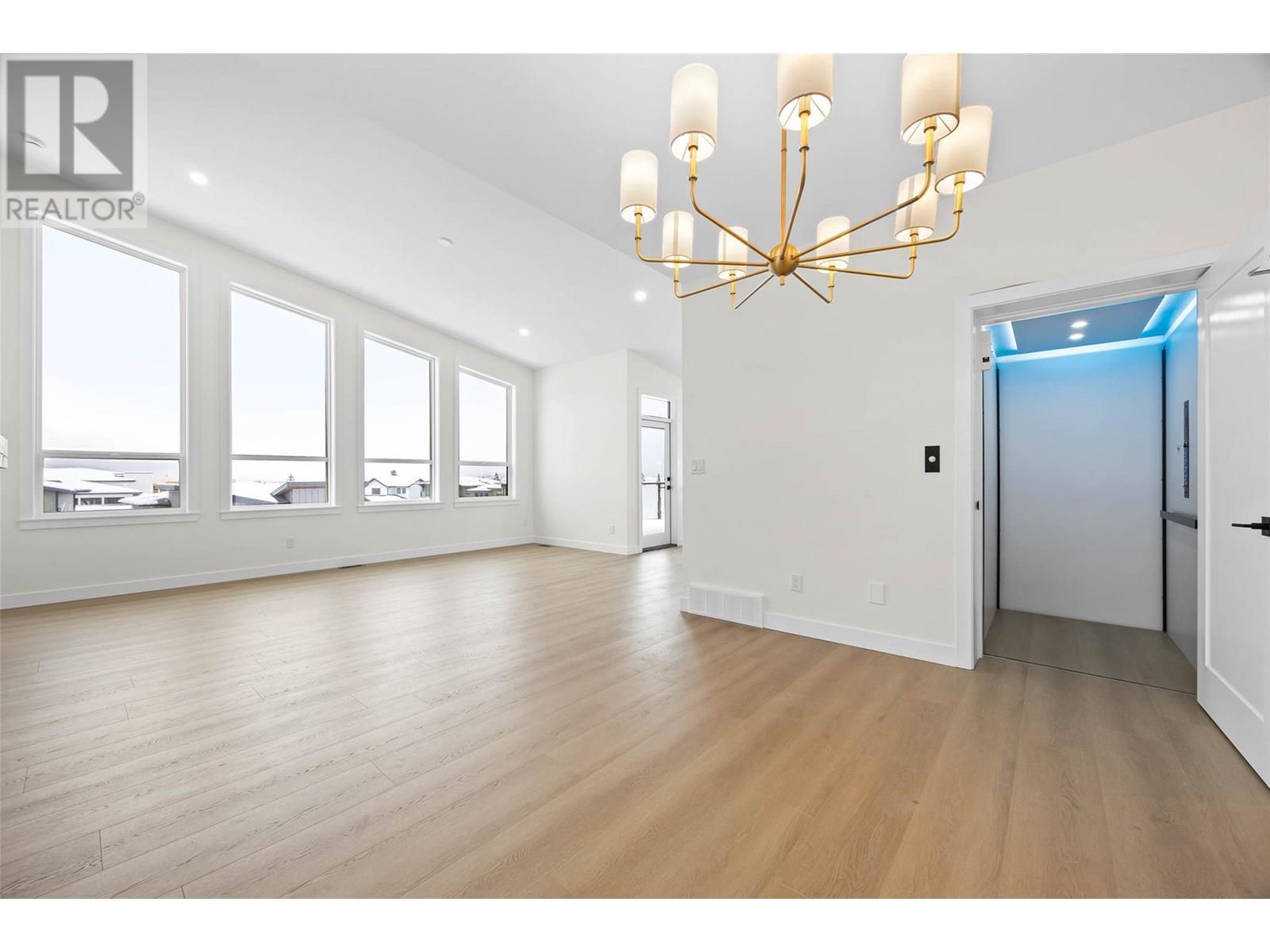 1294 Brechin Place, Kamloops, BC - Indoor Photo Showing Other Room