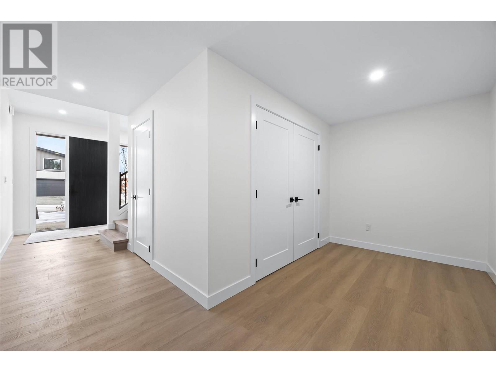 1294 Brechin Place, Kamloops, BC - Indoor Photo Showing Other Room