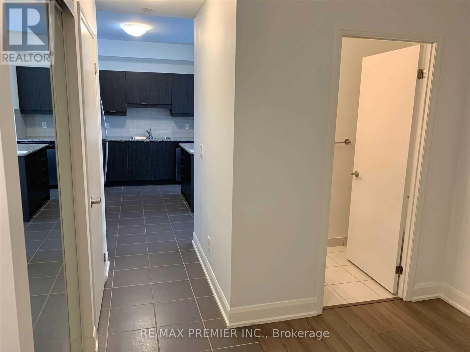 1201 - 2910 Highway 7 Road W, Vaughan, ON - Indoor Photo Showing Other Room