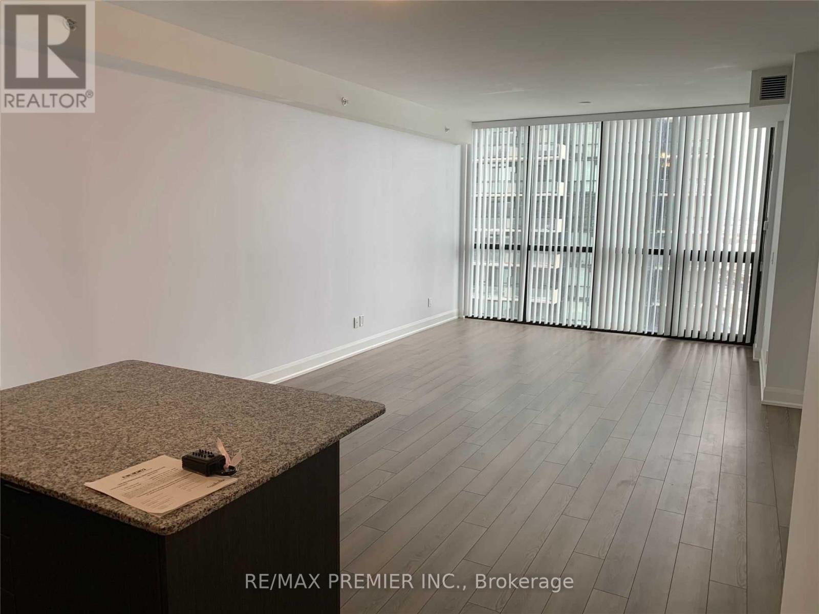 1201 - 2910 Highway 7 Road W, Vaughan, ON - Indoor Photo Showing Other Room