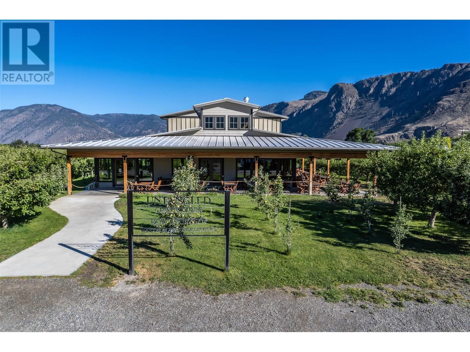 725 Mackenzie Road, Cawston, BC