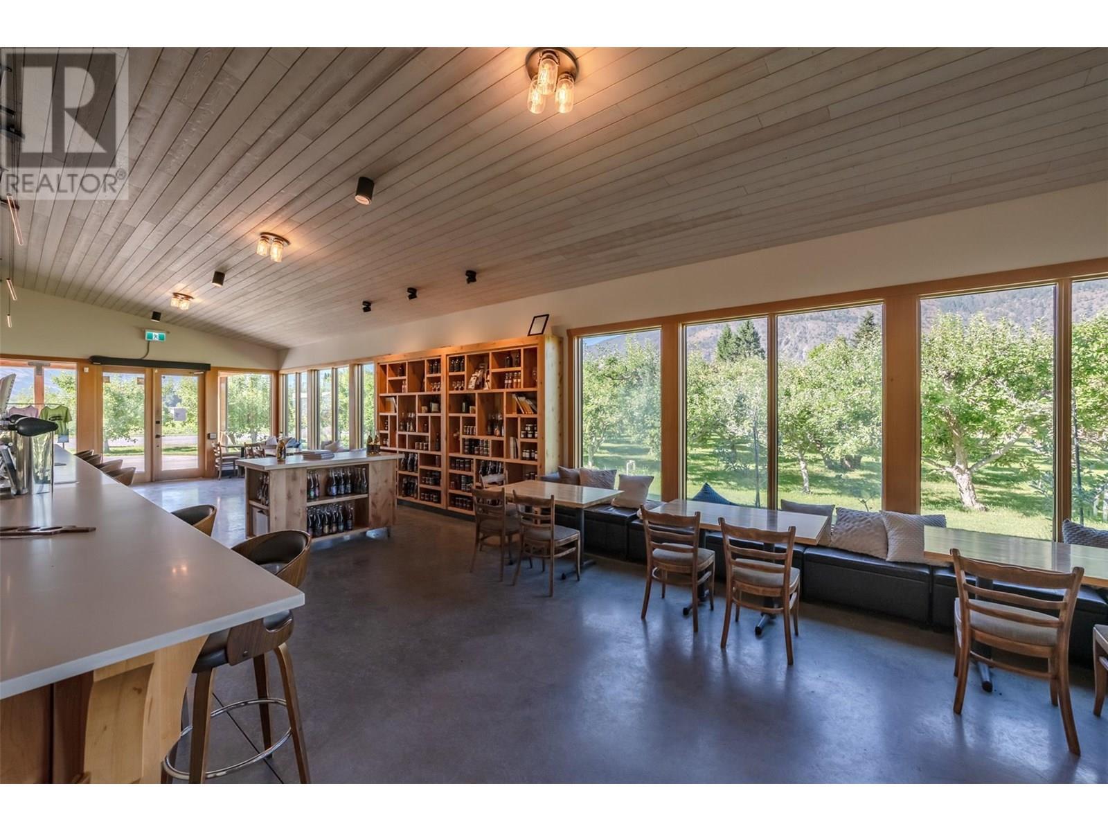 725 Mackenzie Road, Cawston, BC