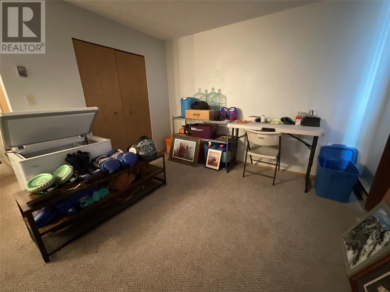 195 Chamberlain Crescent Unit# 202, Tumbler Ridge, BC - Indoor Photo Showing Other Room