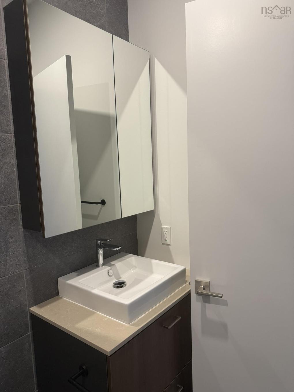 207 5511 Bilby Street, Halifax, NS