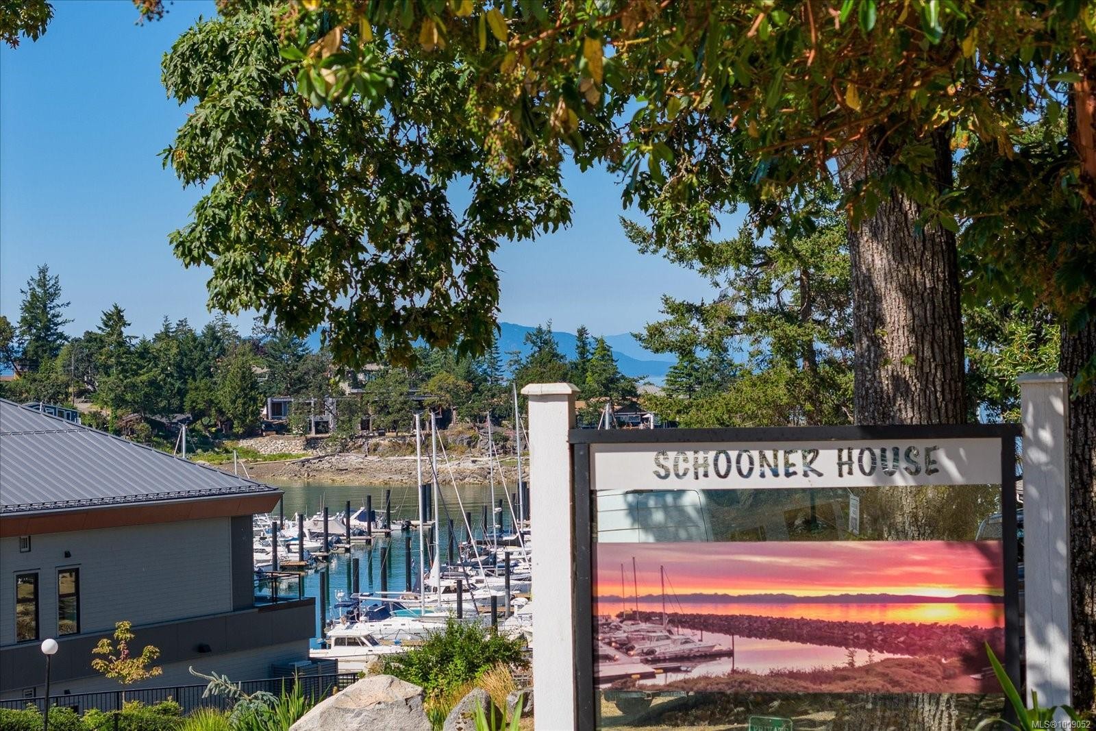 307-3555 Outrigger Rd, Nanoose Bay, BC - Outdoor With View