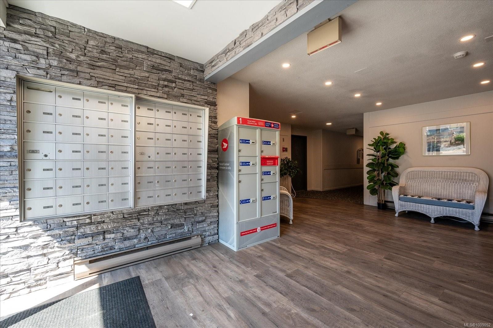 307-3555 Outrigger Rd, Nanoose Bay, BC - Indoor Photo Showing Other Room