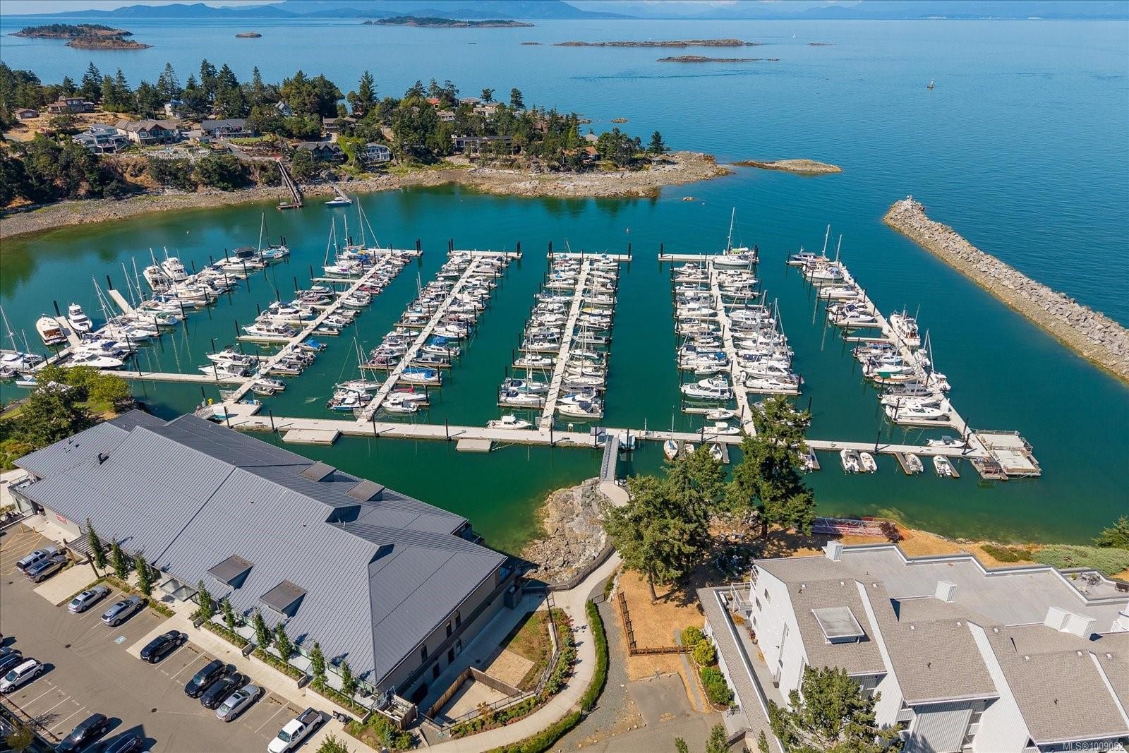 307-3555 Outrigger Rd, Nanoose Bay, BC - Outdoor With Body Of Water With View