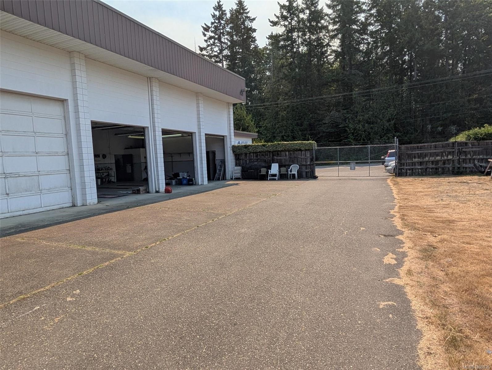 253 Fern Rd, Qualicum Beach, BC