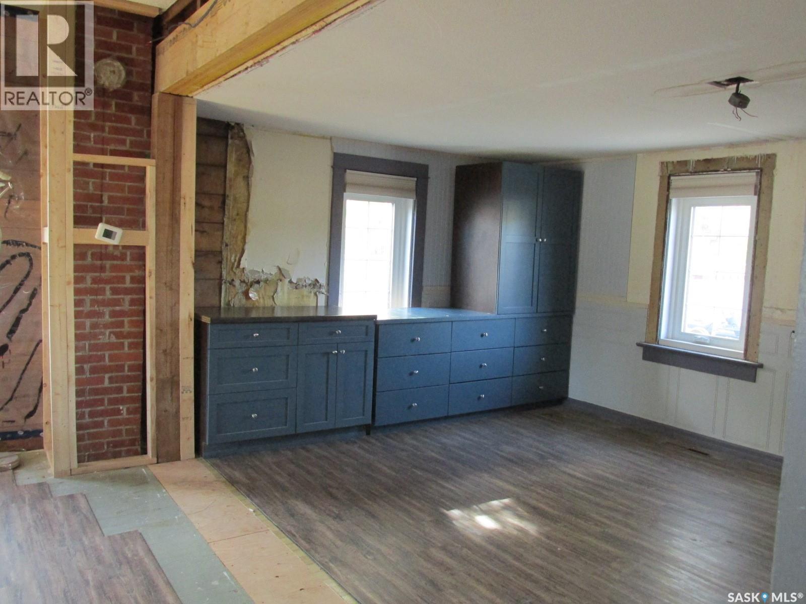 900 1St Street W, Nipawin, SK - Indoor