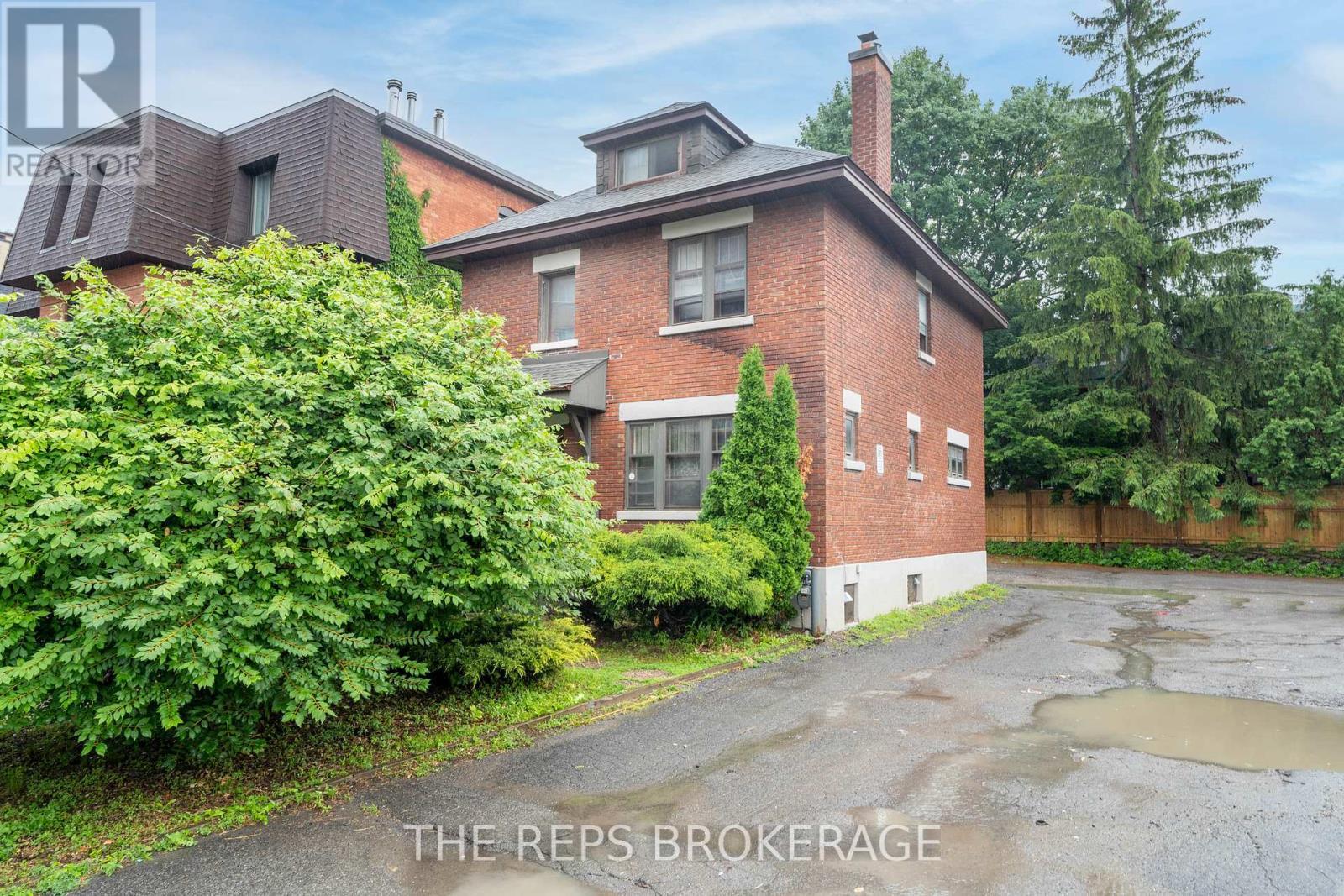 322 Waverley Street, Ottawa, ON - Outdoor
