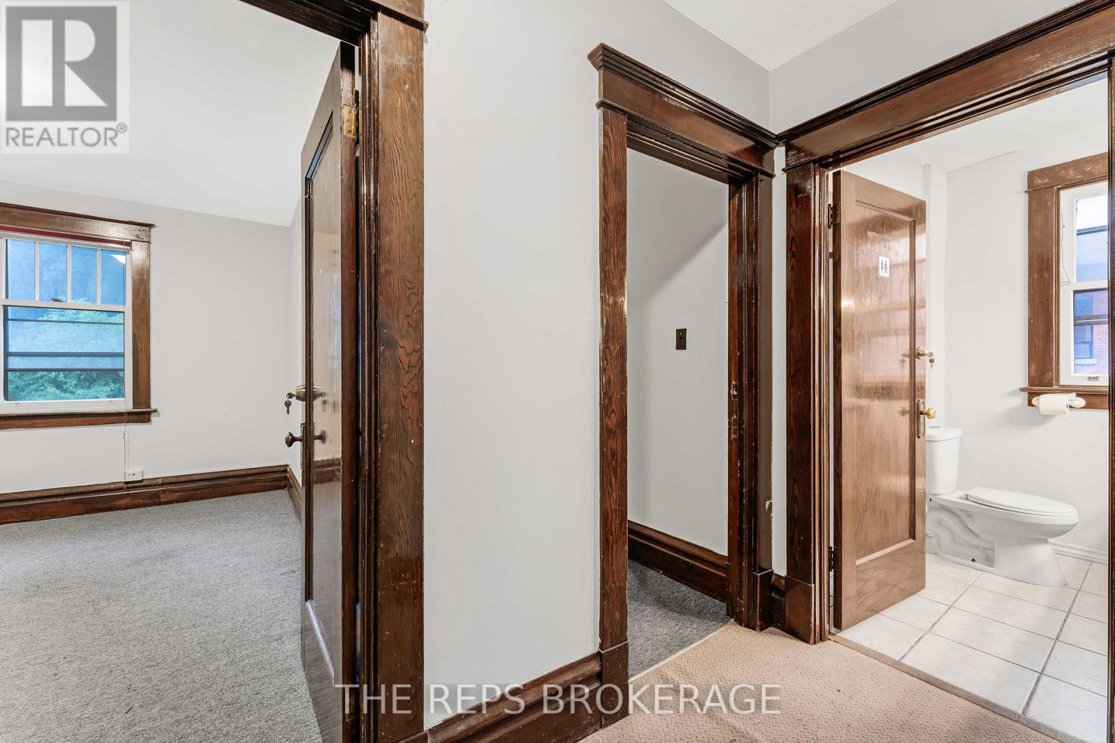 322 Waverley Street, Ottawa, ON - Indoor Photo Showing Other Room