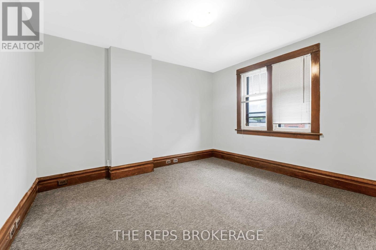 322 Waverley Street, Ottawa, ON - Indoor Photo Showing Other Room