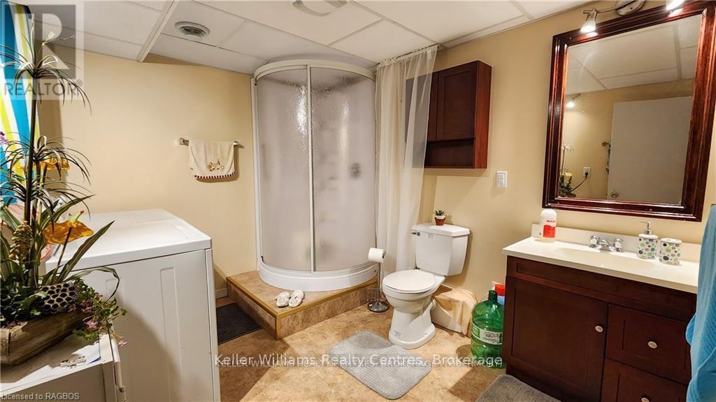 1 Cardinal Crescent, Northern Bruce Peninsula, ON - Indoor Photo Showing Bathroom