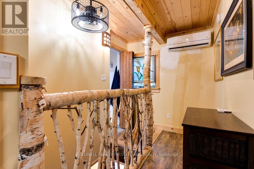 1169 Mosque Lake Road, Frontenac (Frontenac North), ON - Indoor Photo Showing Other Room