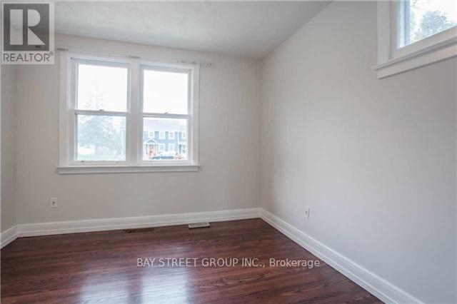 1011 Janette Street, Newmarket, ON - Indoor Photo Showing Other Room