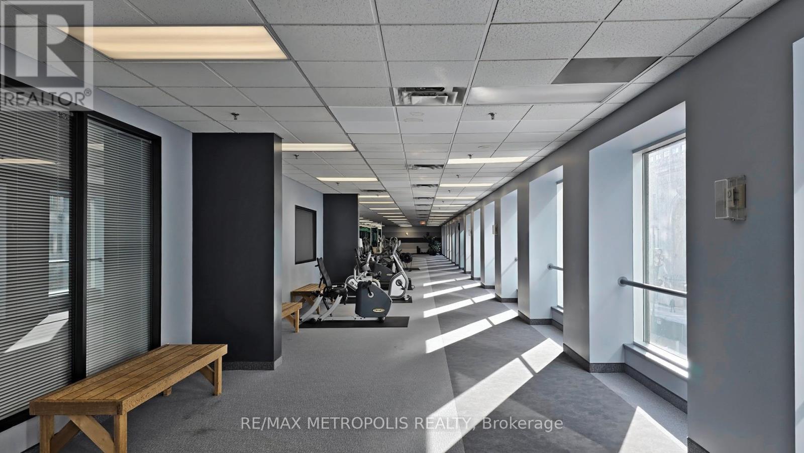 914 - 7 Carlton Street, Toronto, ON - Photo Showing Other Room