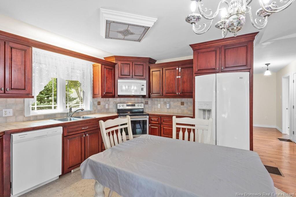 10 Cedar St, Miramichi, NB