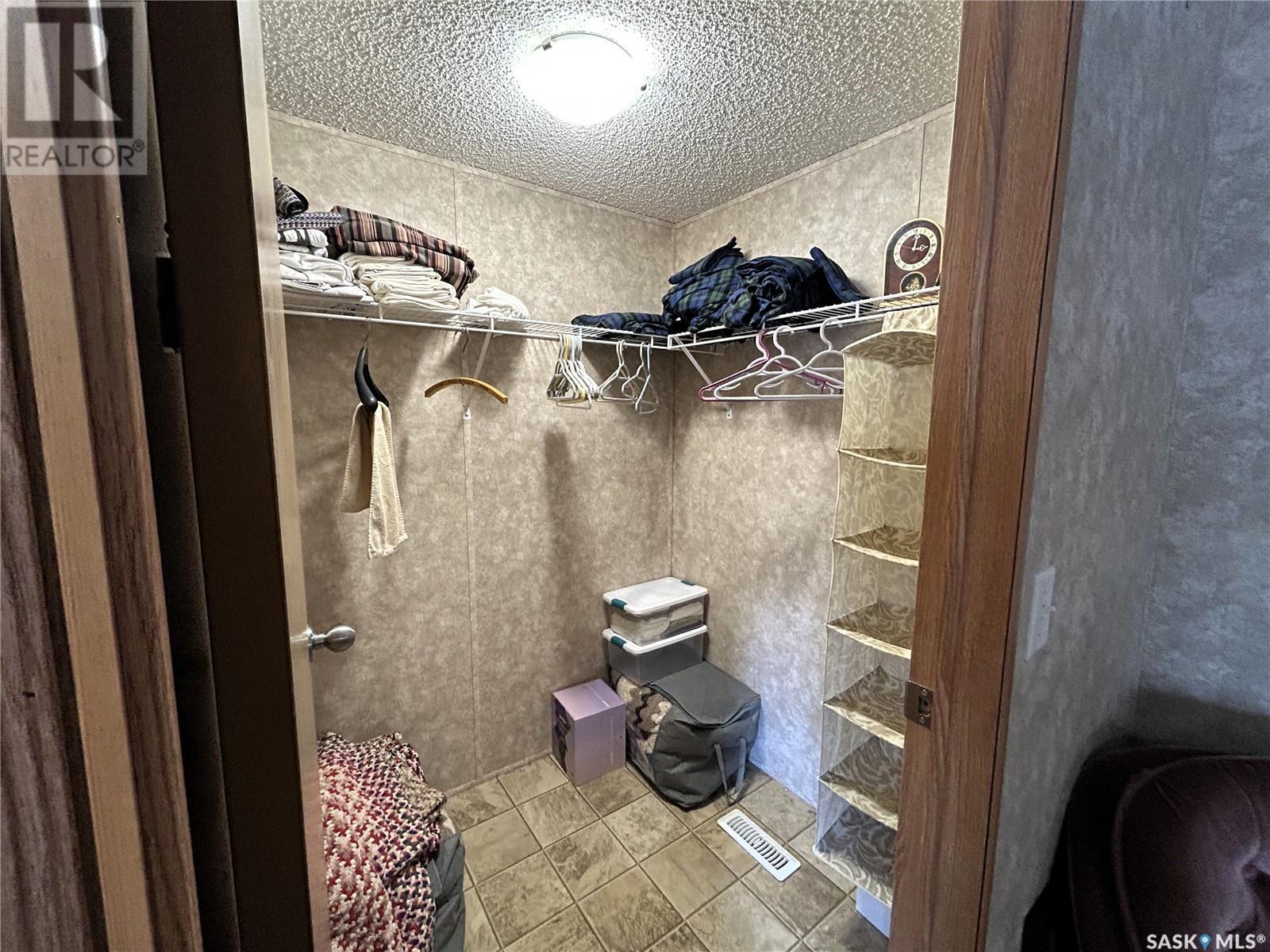 619 1St Avenue E, Choiceland, SK