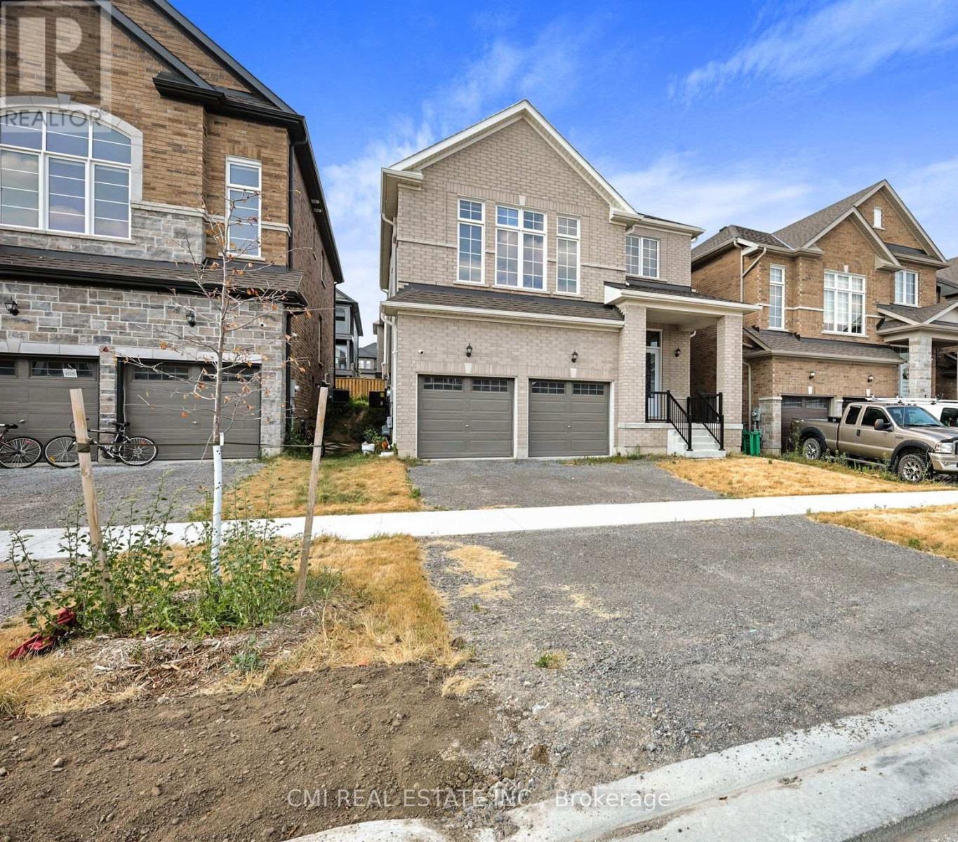 101 York Drive, Peterborough, ON - Outdoor With Facade