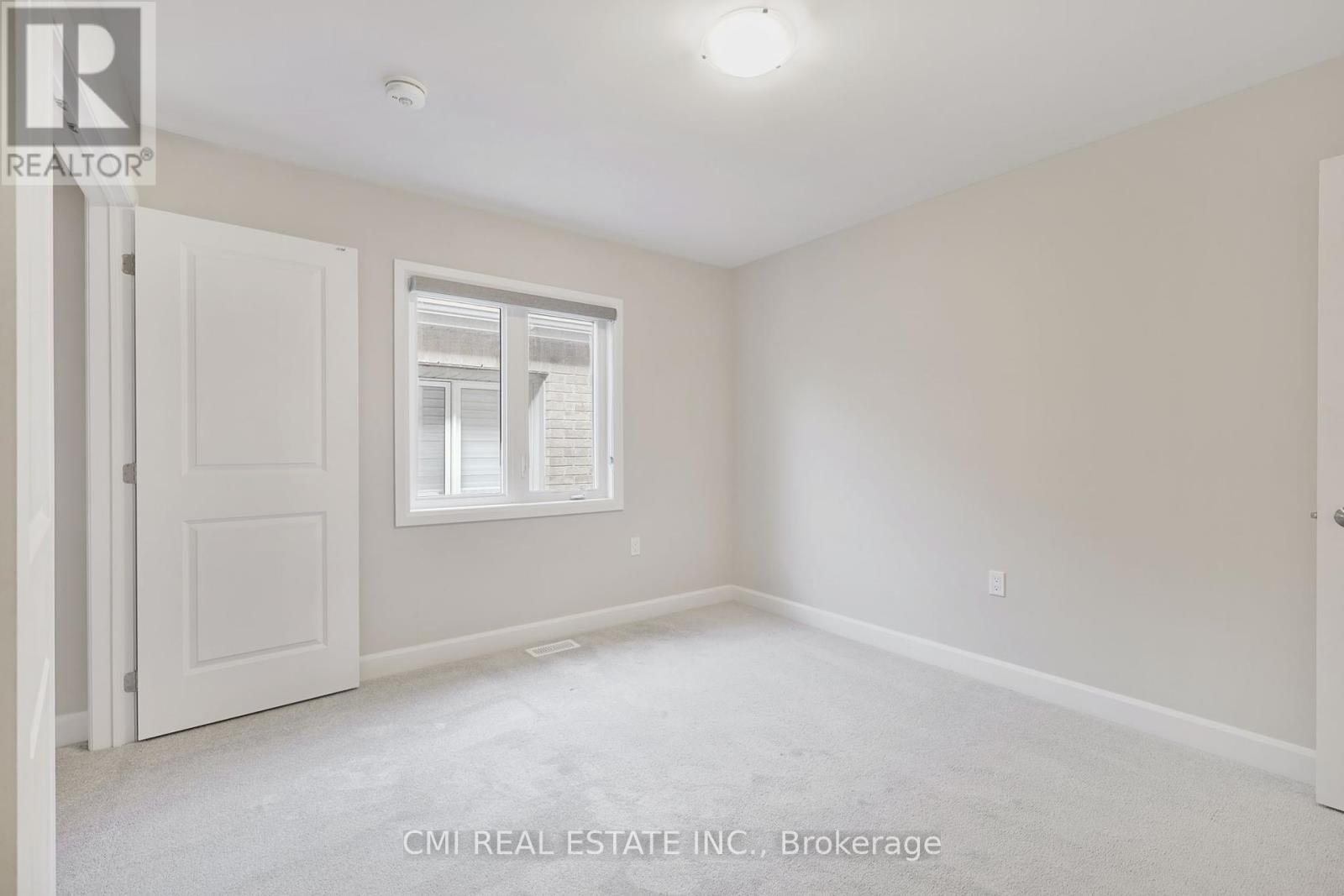 101 York Drive, Peterborough, ON - Indoor Photo Showing Other Room